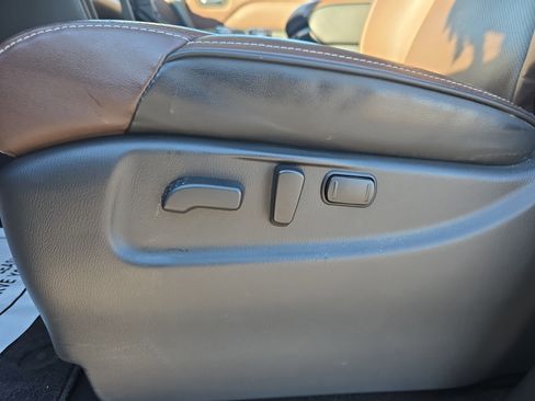 Used 2021 INFINITI QX80 Premium Select w/ All-Season Package image 29