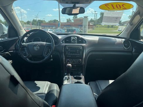 Used 2017 Buick Enclave Leather image 10