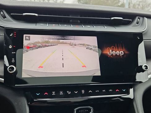 New 2026 Jeep Grand Cherokee L Limited w/ Limited Altitude Package RWD image 19