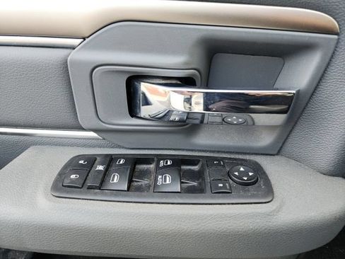 Used 2018 RAM 1500 Big Horn AWD/4WD image 12