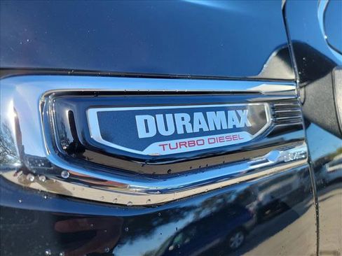 Used 2022 GMC Sierra 1500 Denali w/ Denali Premium Package image 9