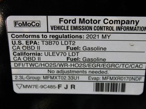 Used 2021 Ford Explorer XLT w/ Equipment Group 202A AWD/4WD image 26