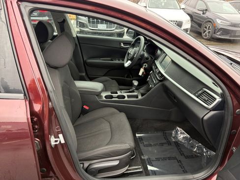 Used 2019 Kia Optima LX image 32