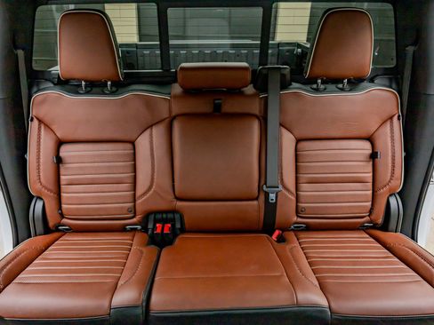 Used 2024 GMC Sierra 1500 Denali Ultimate AWD/4WD image 35