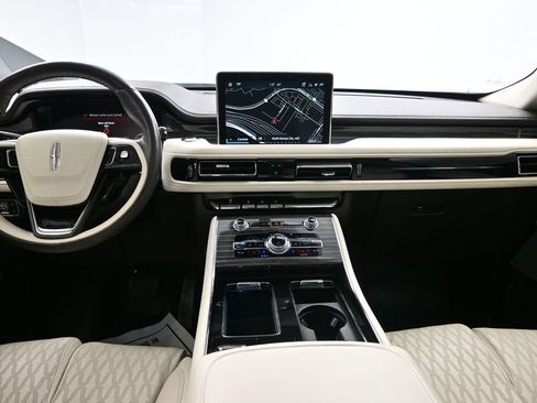 Used 2022 Lincoln Aviator Black Label Grand Touring w/ Class IV Trailer Tow Package image 33