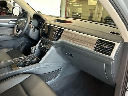 Certified 2023 Volkswagen Atlas SEL image 22