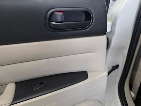 Used 2010 MAZDA CX-7 i SV image 23