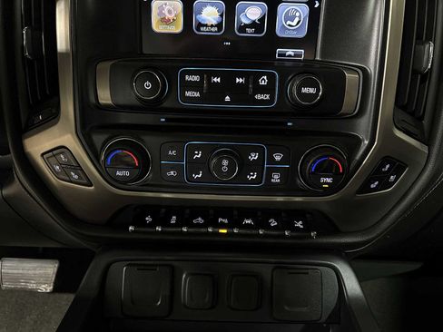 Used 2018 GMC Sierra 1500 Denali w/ Denali Ultimate Package image 22