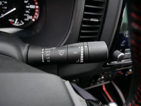 Used 2024 Nissan Frontier PRO-4X w/ Technology Package image 30