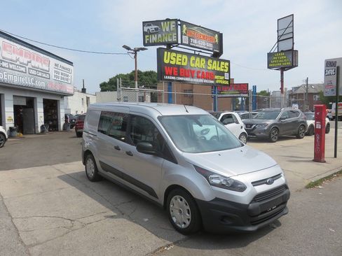 Used 2018 Ford Transit Connect XL FWD image 3