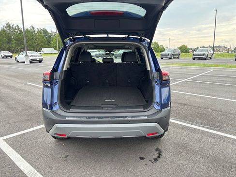 Used 2023 Nissan Rogue SV w/ SV Premium B Package FWD image 31