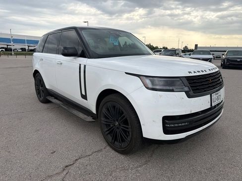Used 2024 Land Rover Range Rover SE AWD/4WD image 4