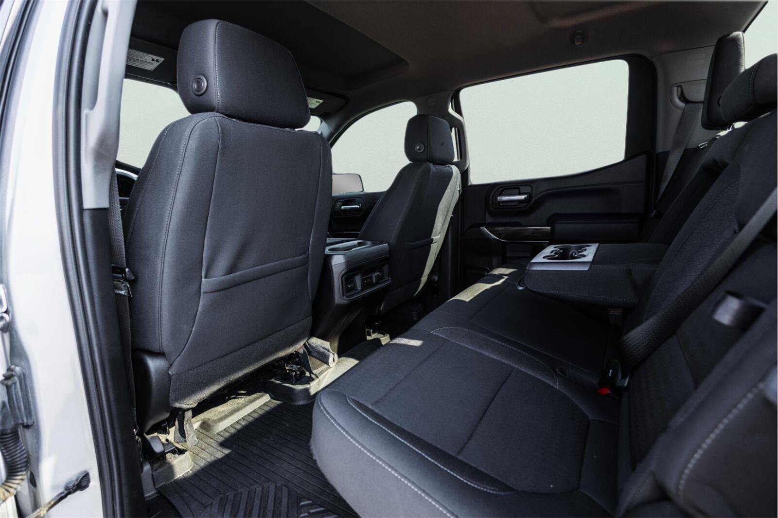 Used 2021 Chevrolet Silverado 1500 LT Trail Boss w/ LPO, Dark Essentials Package AWD/4WD image 18