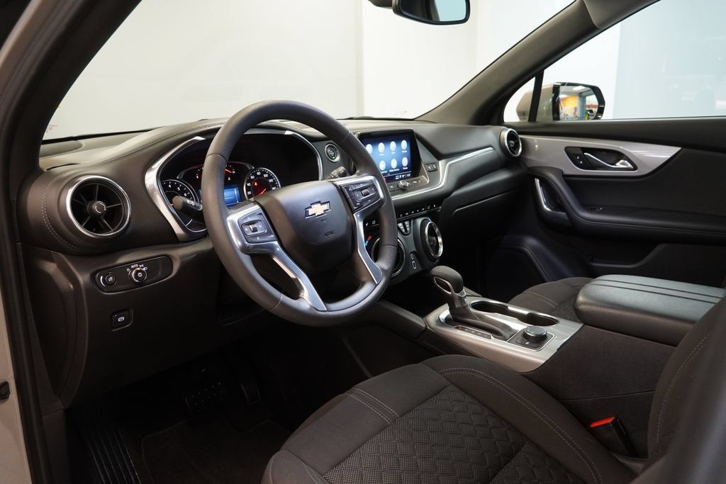 Used 2021 Chevrolet Blazer LT FWD image 6