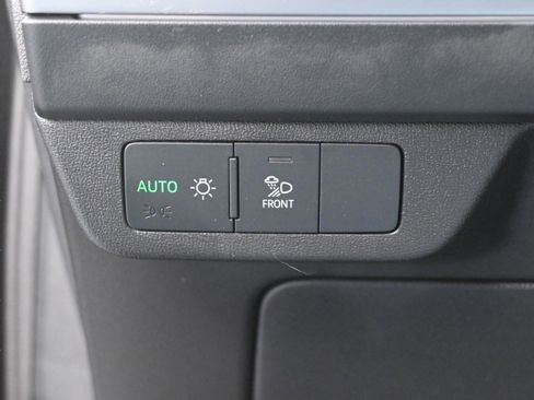 Used 2023 Audi Q4 e-tron Prestige w/ Black Optic Package image 43