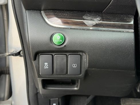 Used 2015 Honda CR-V EX-L image 17