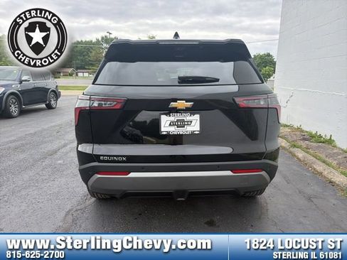 New 2026 Chevrolet Equinox LT w/ Safety and Technology Package FWD image 4
