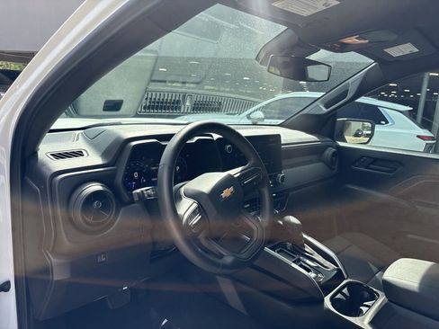 Used 2026 Chevrolet Colorado W/T w/ WT Custom Package image 12