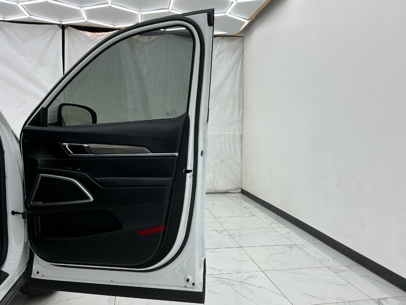 Used 2020 Kia Telluride EX AWD/4WD image 19
