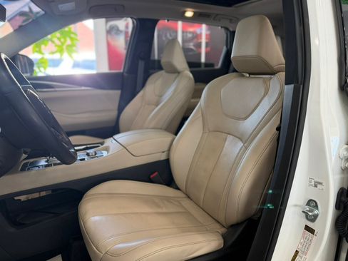 Used 2023 INFINITI QX60 Luxe w/ Vision Package AWD/4WD image 14