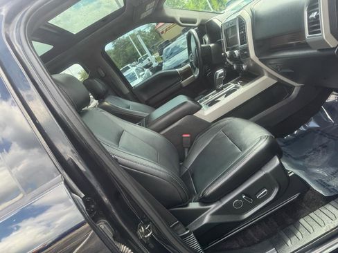 Used 2017 Ford F150 Lariat w/ Equipment Group 502A Luxury AWD/4WD image 24