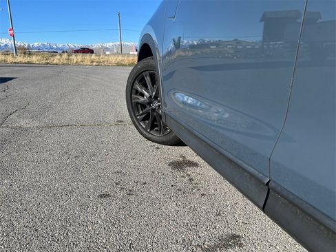 Used 2021 MAZDA CX-5 Carbon Edition image 28