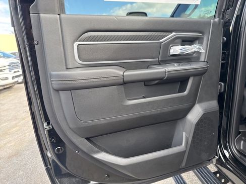 New 2025 RAM 2500 Big Horn image 25