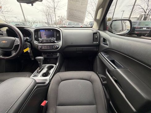 Used 2020 Chevrolet Colorado LT w/ Redline Special Edition image 21