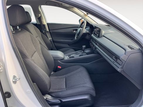 Used 2023 Honda Accord LX image 15