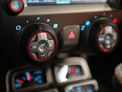 Used 2015 Chevrolet Camaro SS w/ RS Package RWD image 29