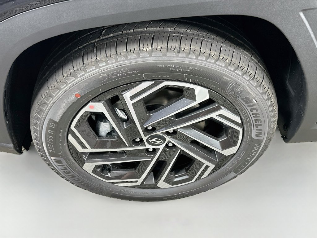 New 2026 Hyundai Tucson Limited AWD/4WD image 4