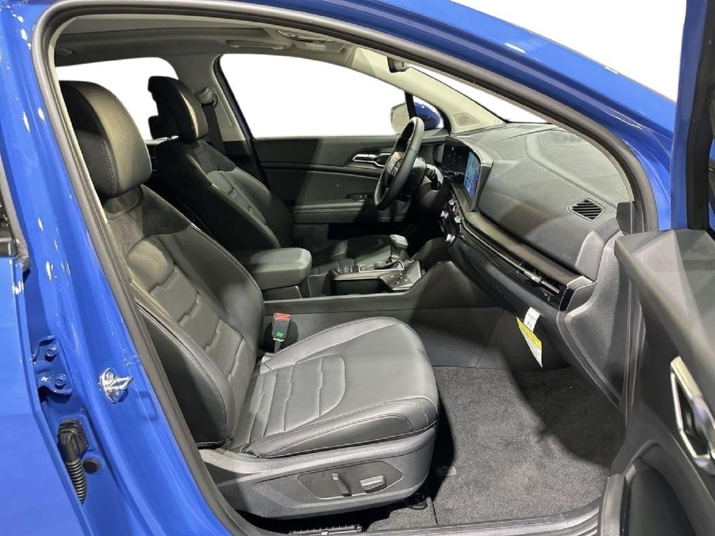 New 2026 Kia Sportage SX FWD image 26