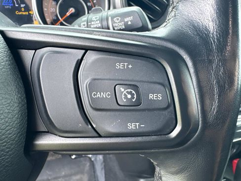 Certified 2021 Jeep Wrangler Sport AWD/4WD image 23