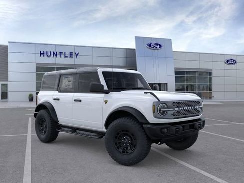 New 2026 Ford Bronco Badlands image 7