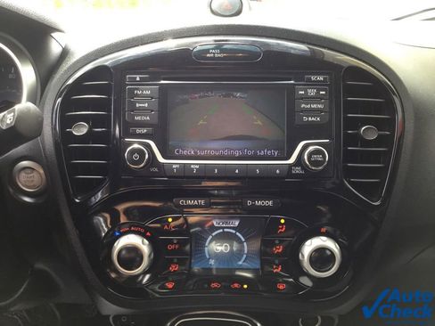 Used 2017 Nissan Juke SV image 48