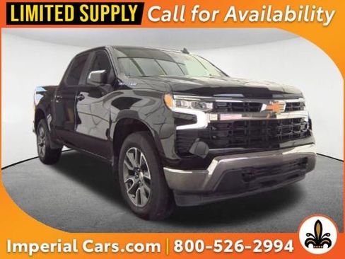 Used 2024 Chevrolet Silverado 1500 LT image 1