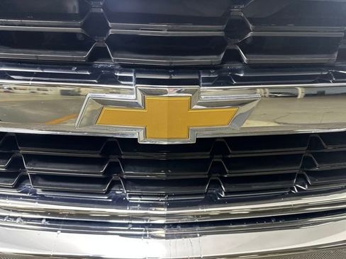 Used 2016 Chevrolet Silverado 1500 LT w/ All Star Edition image 9