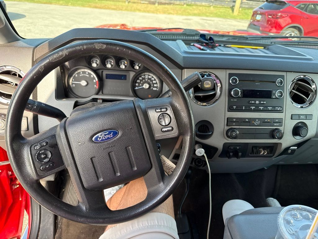 Used 2016 Ford F250 XLT AWD/4WD image 7