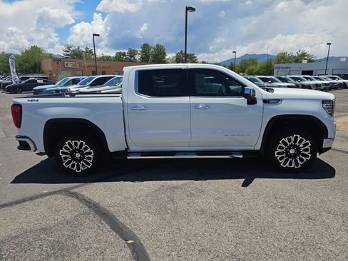 Used 2023 GMC Sierra 1500 SLT w/ SLT Convenience Package AWD/4WD image 6