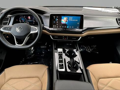 New 2026 Volkswagen Atlas Cross Sport SE image 7