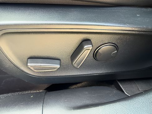 Used 2020 Ford Escape SEL AWD/4WD image 22
