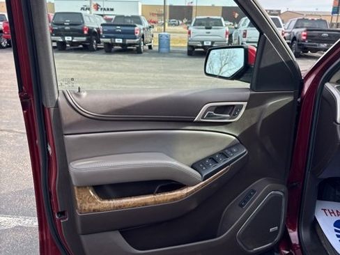 Used 2016 GMC Yukon Denali w/ Open Road Package image 18