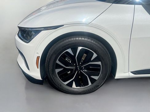 Used 2024 Kia EV6 GT-Line RWD image 32