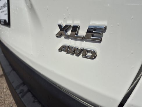 Used 2024 Toyota RAV4 XLE image 21
