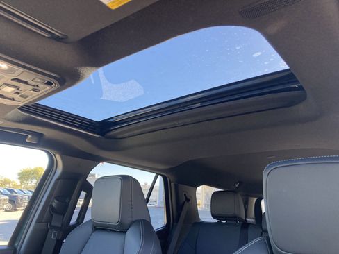 Certified 2025 Toyota 4Runner TRD Off-Road Premium w/ Tow Technology Package image 16