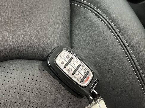 New 2026 Chrysler Pacifica Select image 28