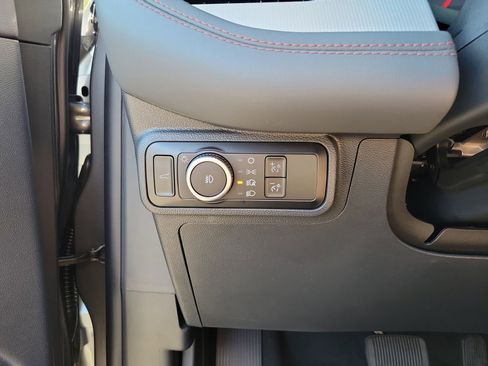 New 2026 Ford Explorer Active w/ Active Comfort Package image 10