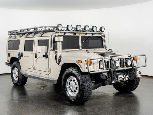 Used 2003 HUMMER H1 4-Door Wagon image 4