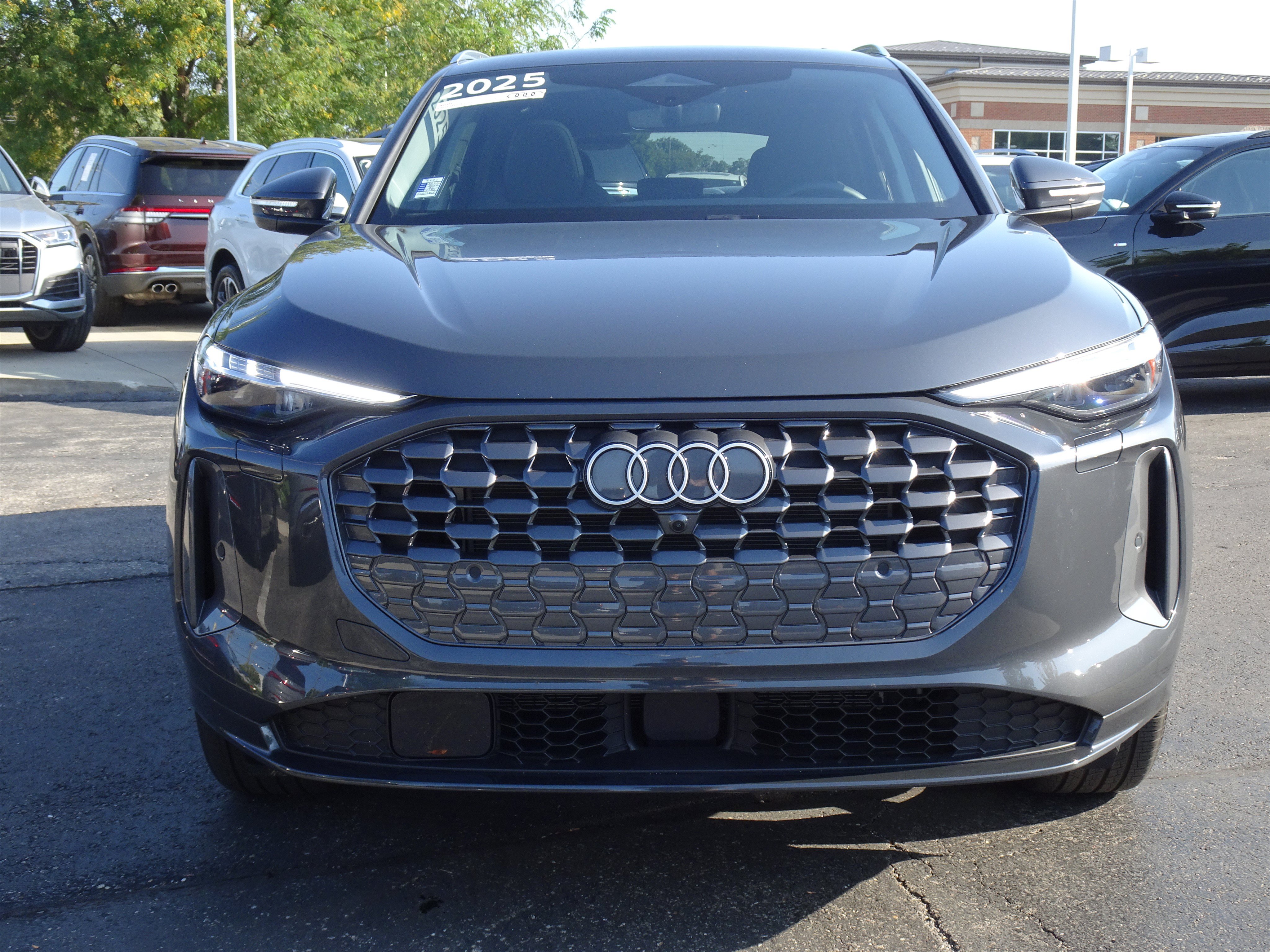 Certified 2025 Audi Q5 Premium Plus w/ Premium Plus AWD/4WD image 7
