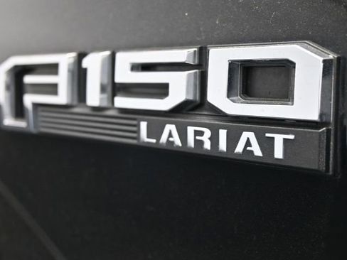 Used 2018 Ford F150 Lariat w/ Equipment Group 502A Luxury AWD/4WD image 47